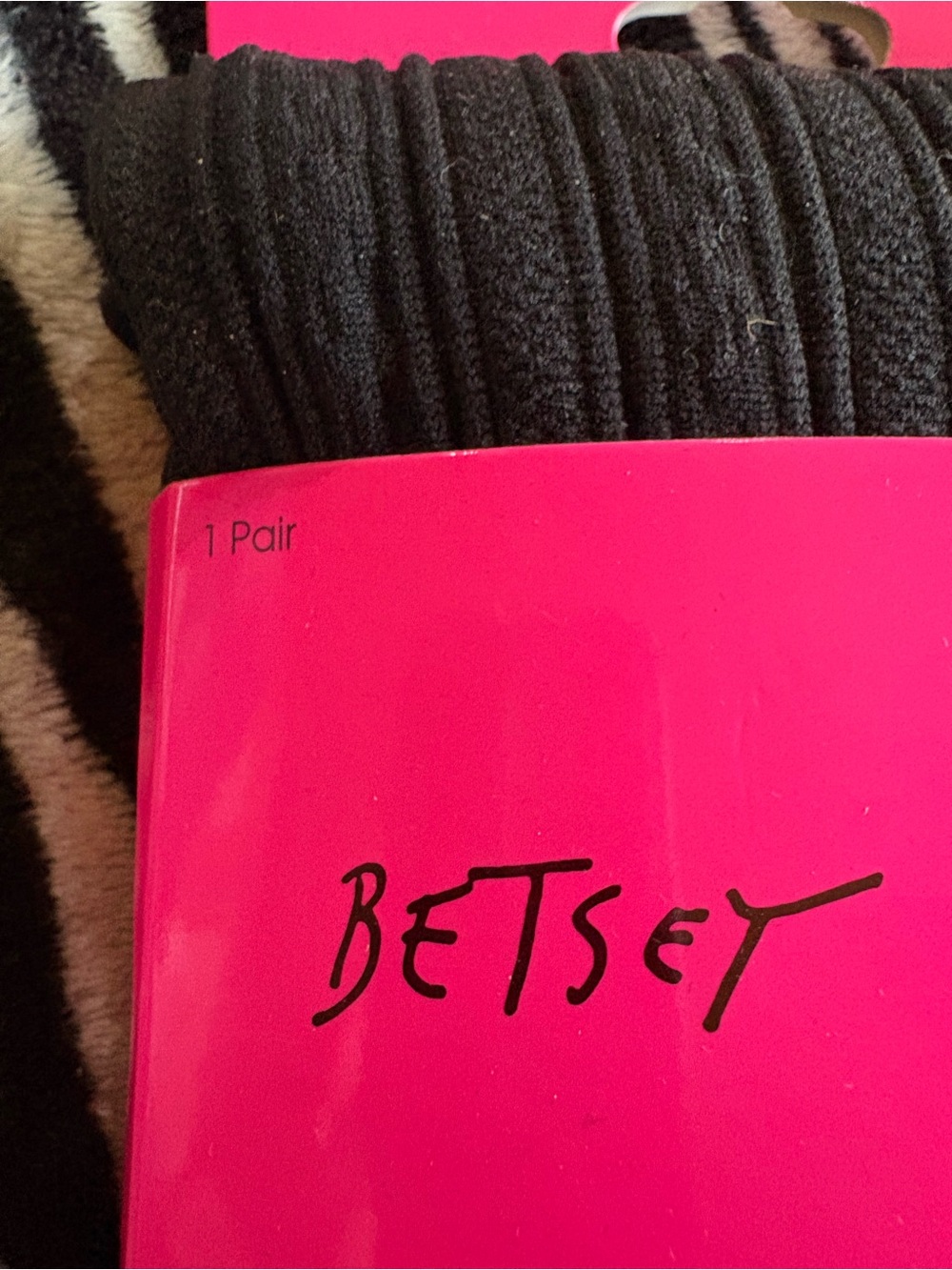 Betsey Johnson Black Fleece-Lined Ribbed Leggings - Picture 3 of 10